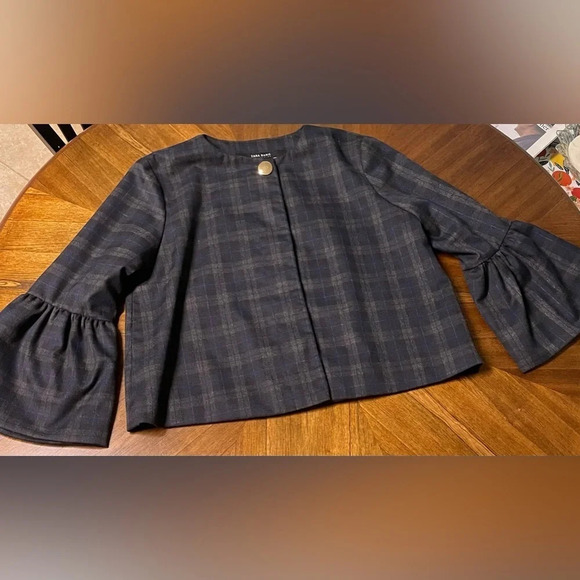 Zara Basic  tartan plaid bell sleeve cape jacket preppy chic career size Small - Picture 3 of 12